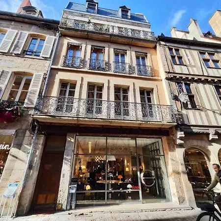 Le Jfk, Coeur Historique De *